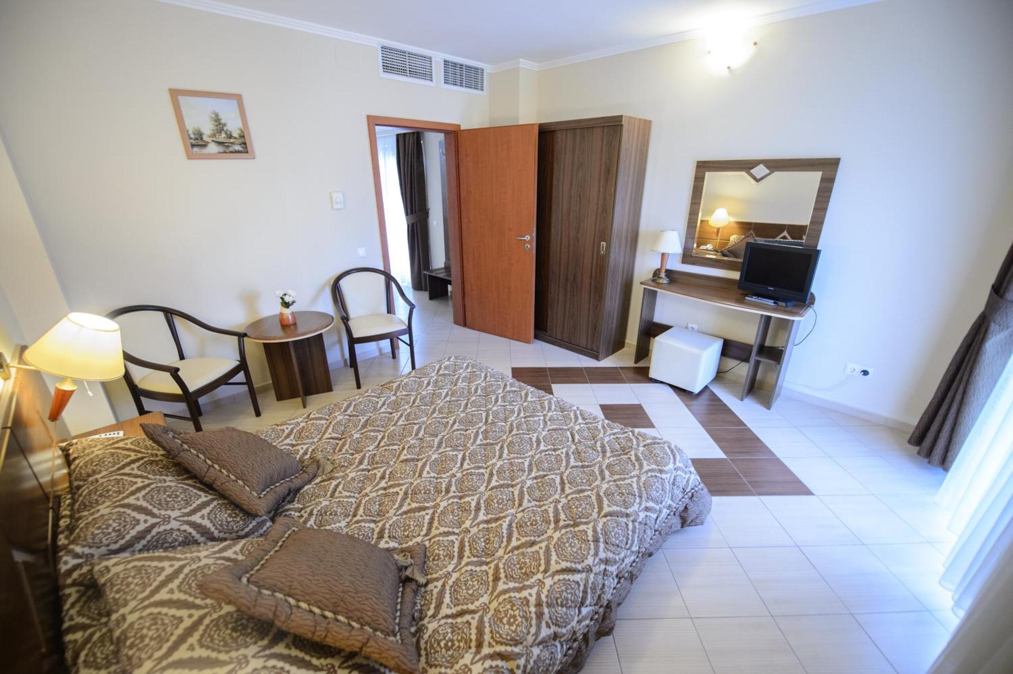 Holiday Olimp Hotel Ruang foto