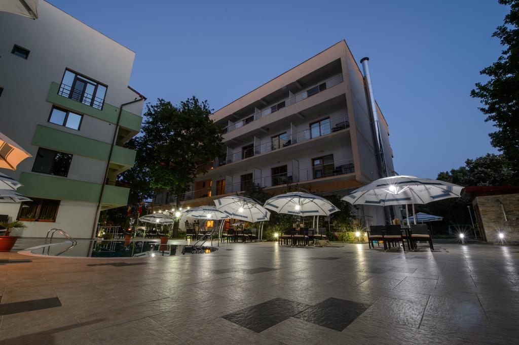 Holiday Olimp Hotel Bagian luar foto