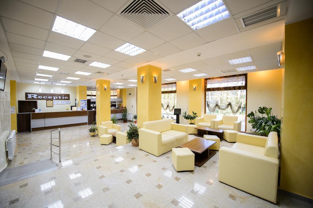 Holiday Olimp Hotel Bagian luar foto