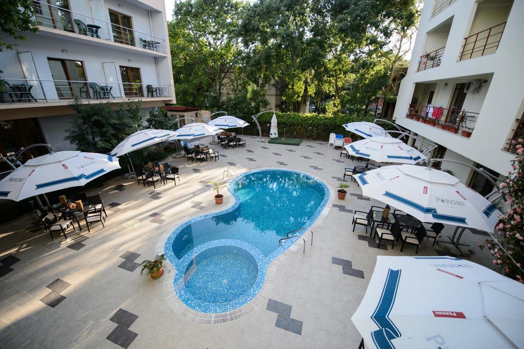 Holiday Olimp Hotel Bagian luar foto